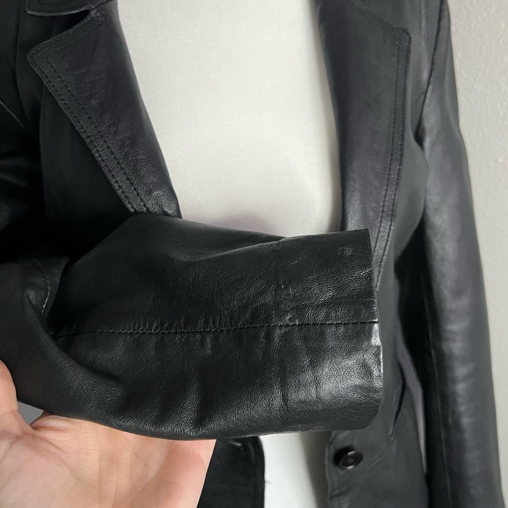 Reiss vintage elegant black leather coat with button front size XSmall - Picture 3 of 14